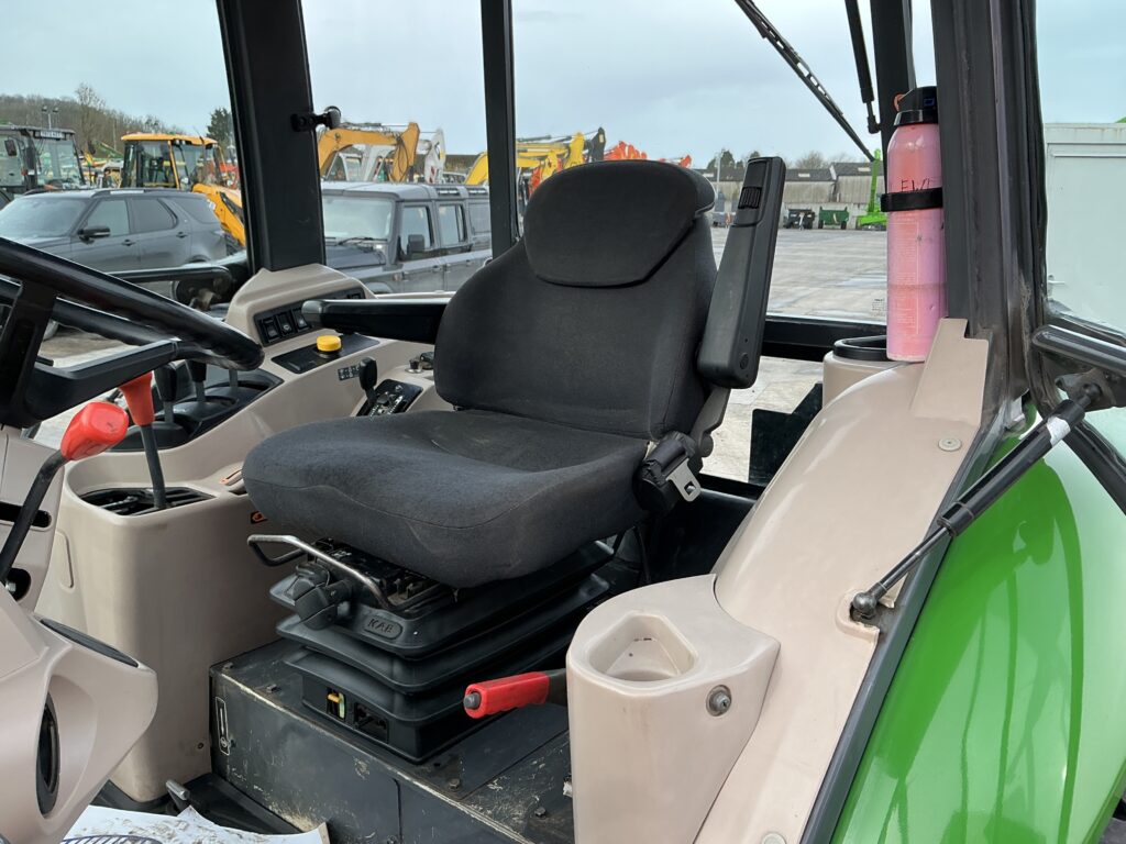 Kubota M7060 Tractor (ST25808)