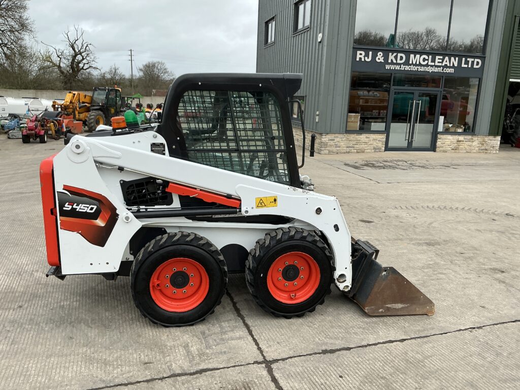 Bobcat S450 Wheeled Skid Steer Loader (ST26098)