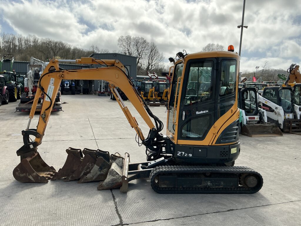 Hyundai Robex 27Z-9 Digger (ST26105)