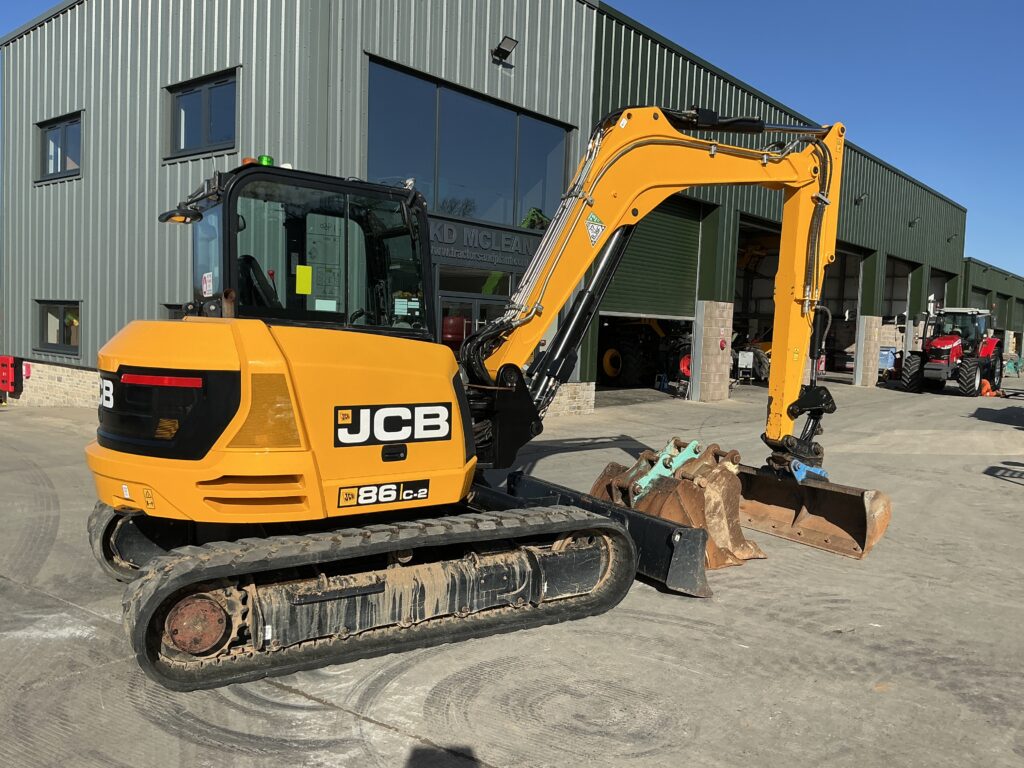 JCB 86C-2 Digger (ST26179)