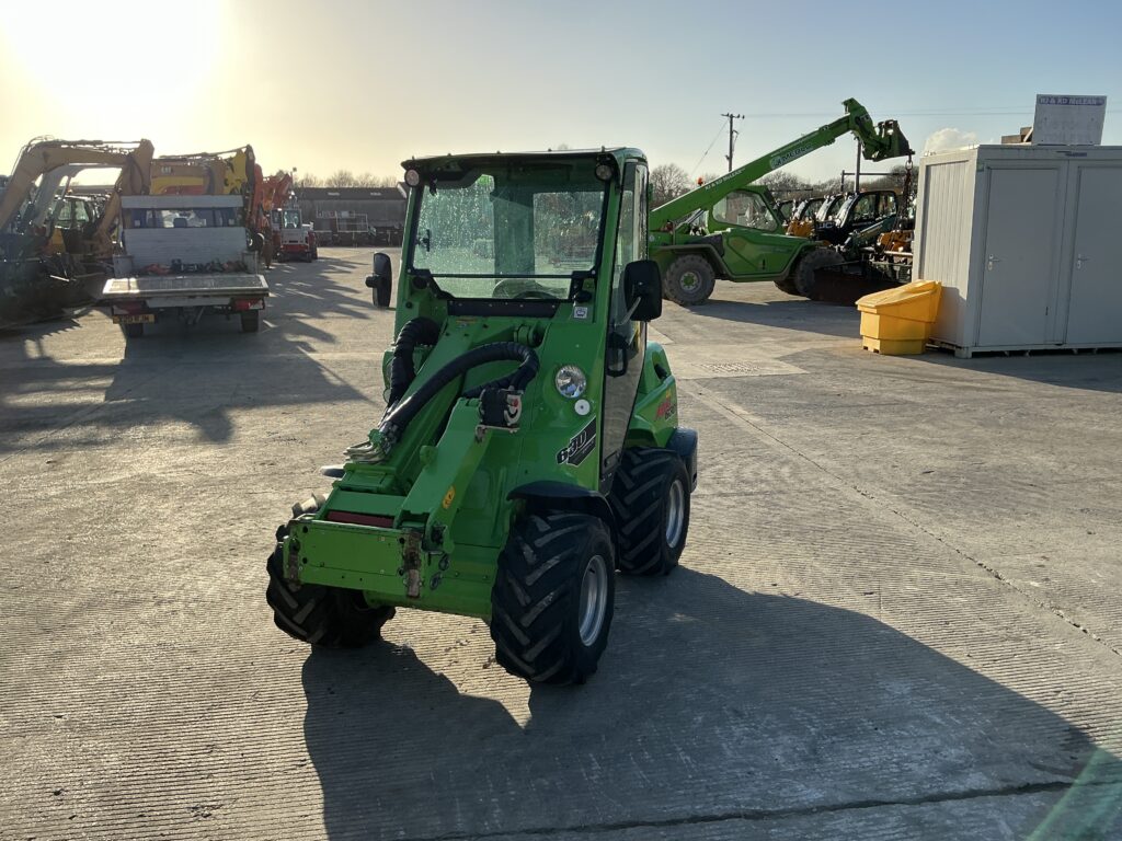 Avant 630 Telescopic Compact Loading Shovel (ST26164)