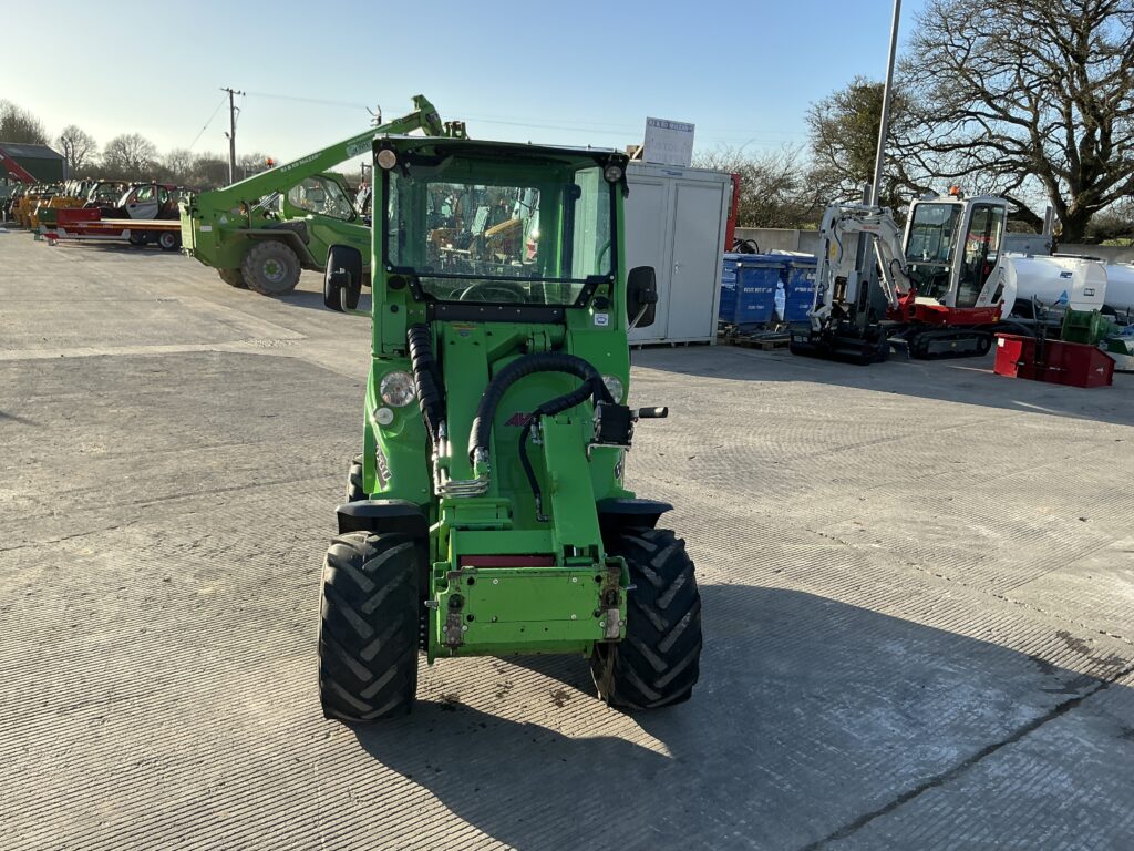 Avant 630 Telescopic Compact Loading Shovel (ST26164)