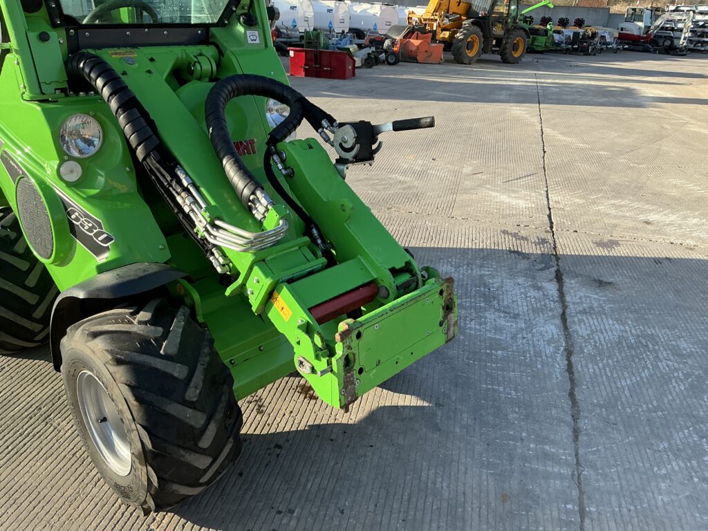 Avant 630 Telescopic Compact Loading Shovel (ST26164)