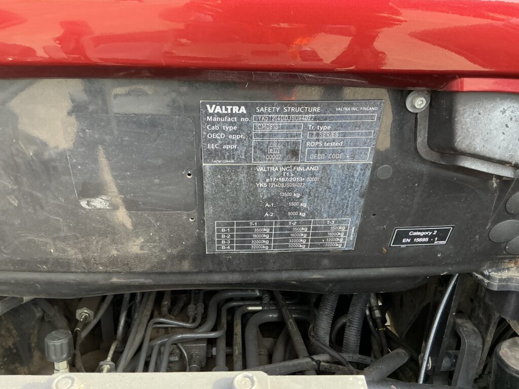 Valtra T214 Direct Tractor (ST26222)