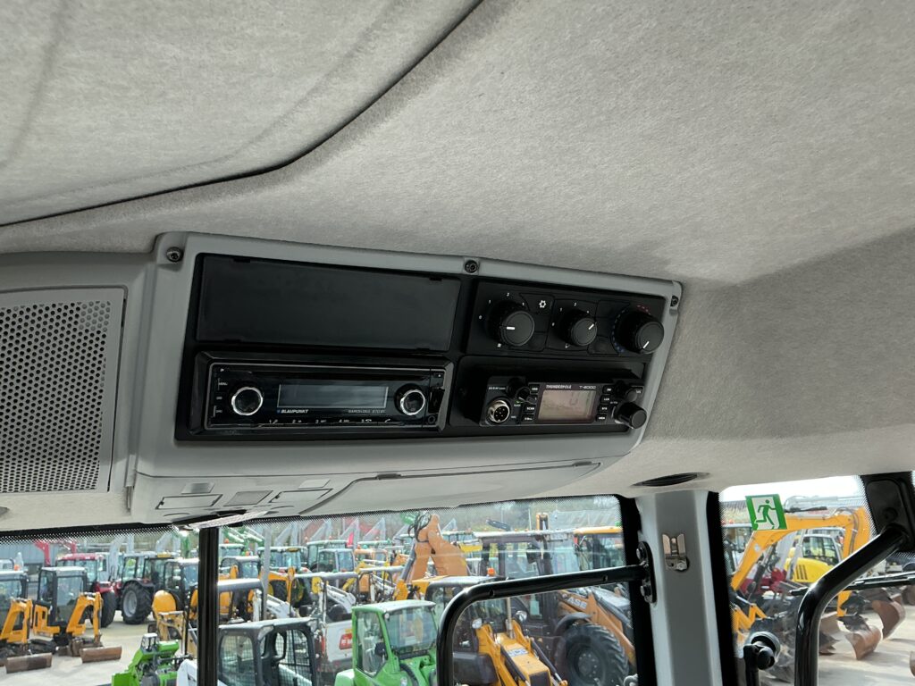 Valtra T214 Direct Tractor (ST26222)