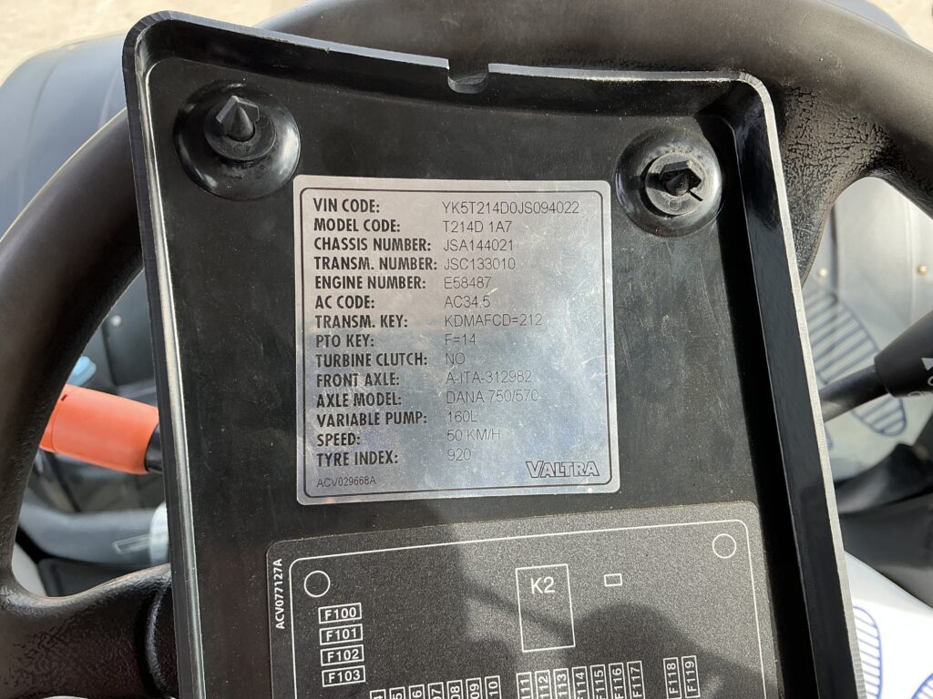 Valtra T214 Direct Tractor (ST26222)