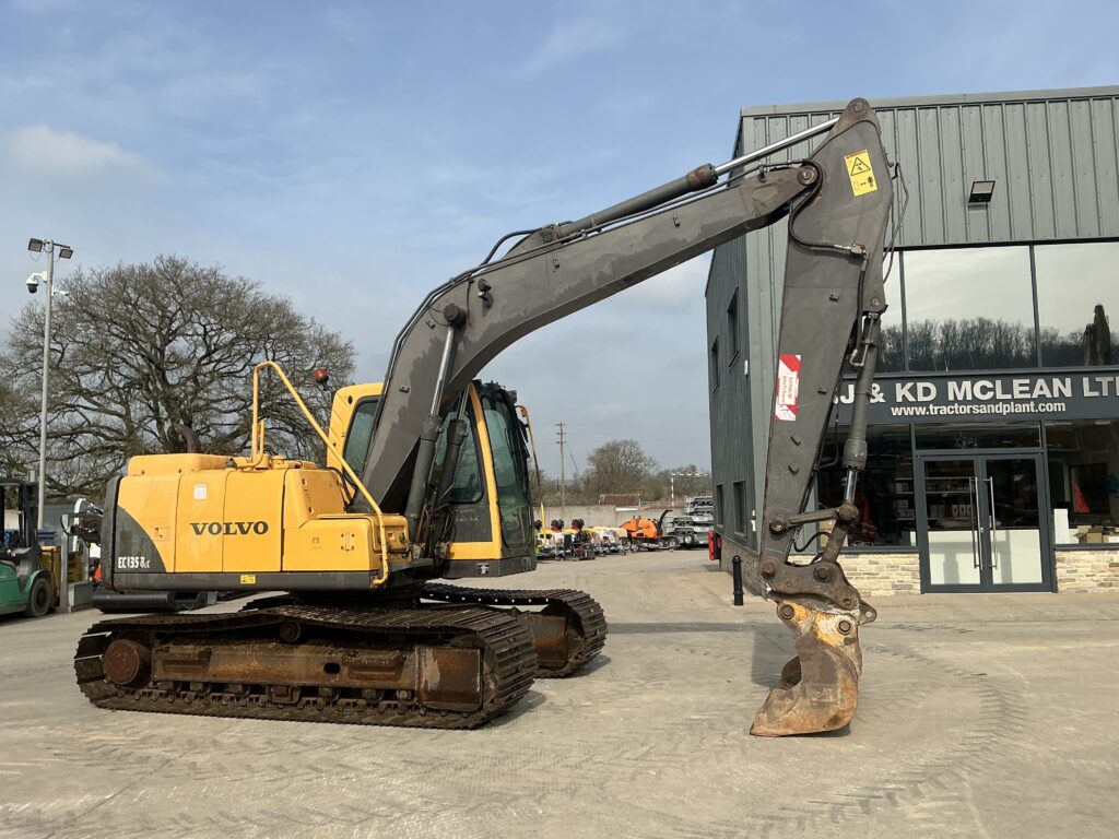 Volvo EC135 BLC Digger (ST25765)