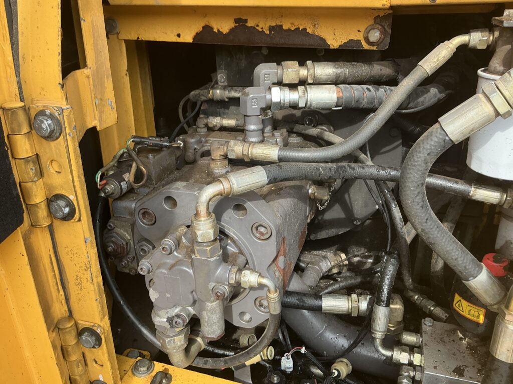 Volvo EC135 BLC Digger (ST25765)