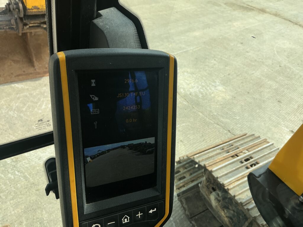 JCB JS130 LC Plus Digger (ST26142)