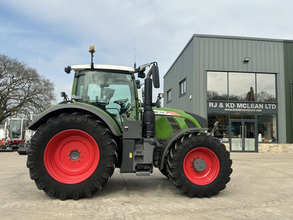 Fendt 716 Profi+ Tractor (ST26212)