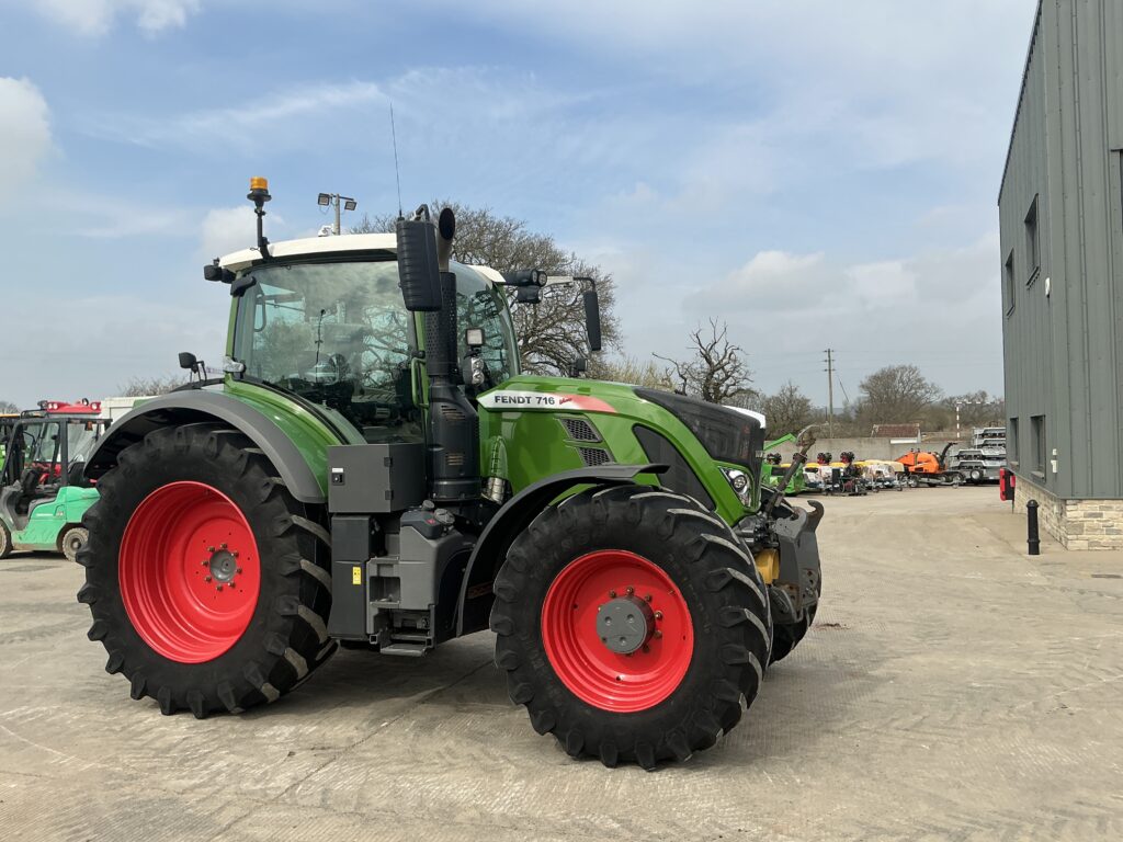 Fendt 716 Profi+ Tractor (ST26212)