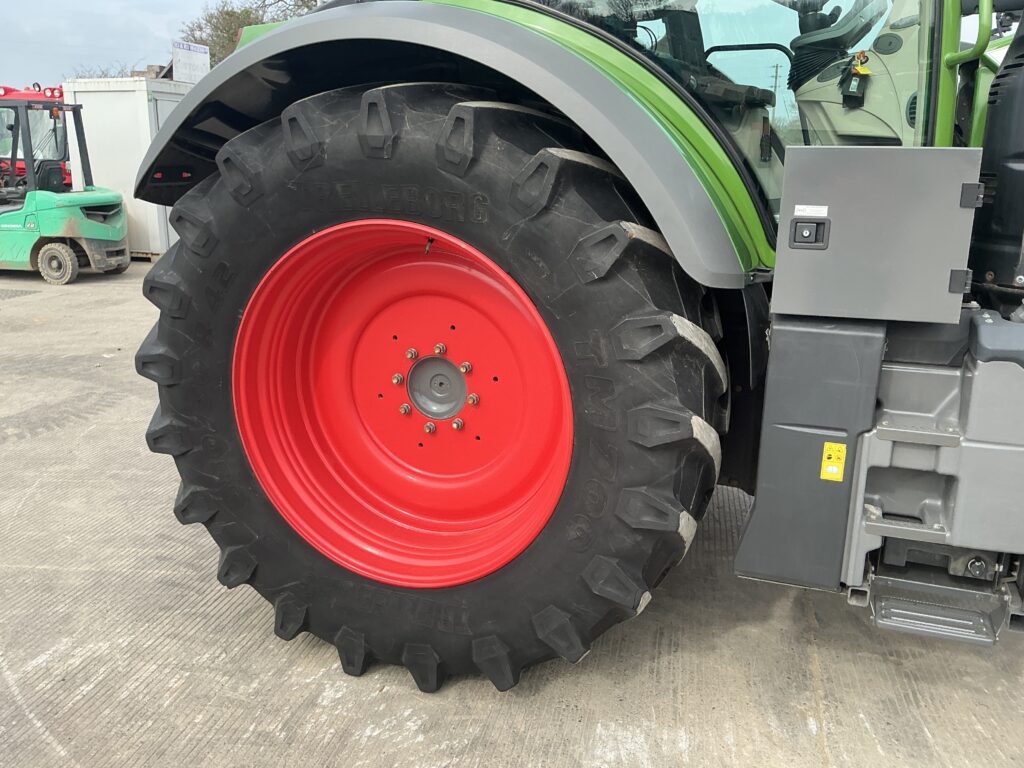 Fendt 716 Profi+ Tractor (ST26212)