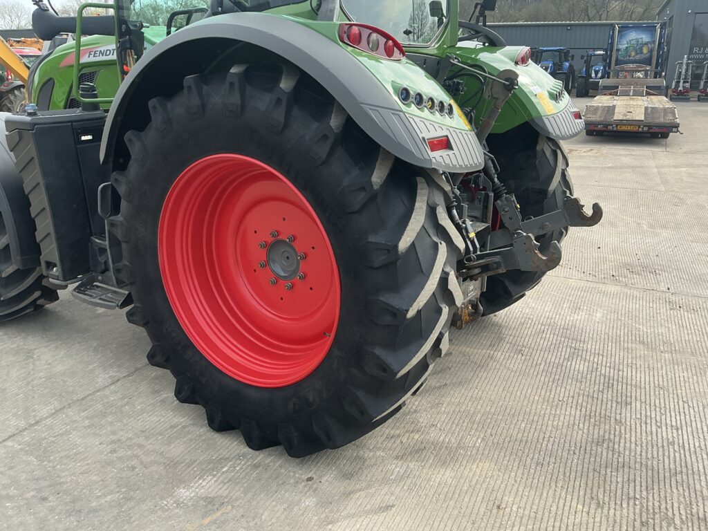 Fendt 716 Profi+ Tractor (ST26212)
