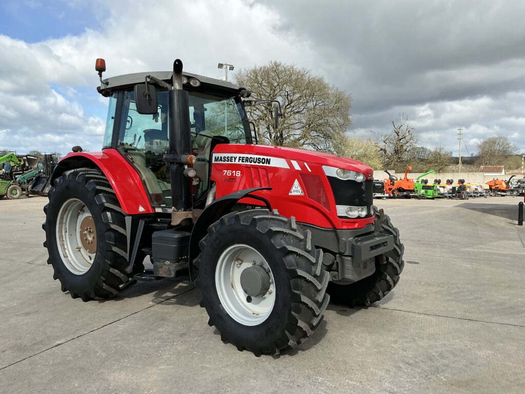 Massey Ferguson 7618 Dyna6 Tractor (ST26095)