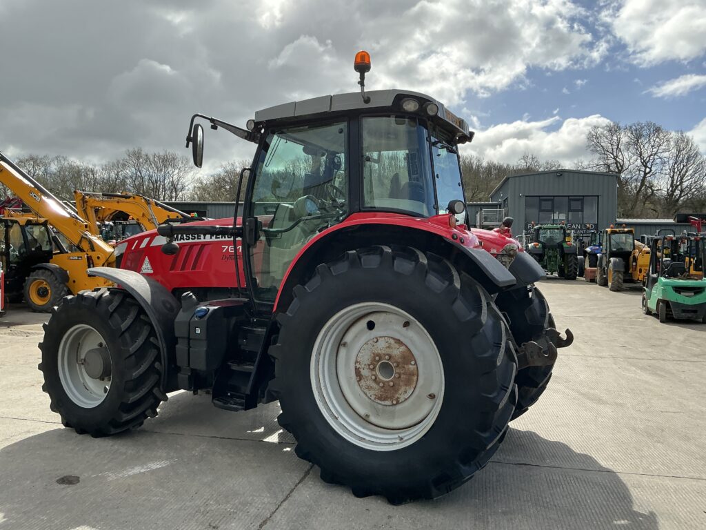 Massey Ferguson 7618 Dyna6 Tractor (ST26095)