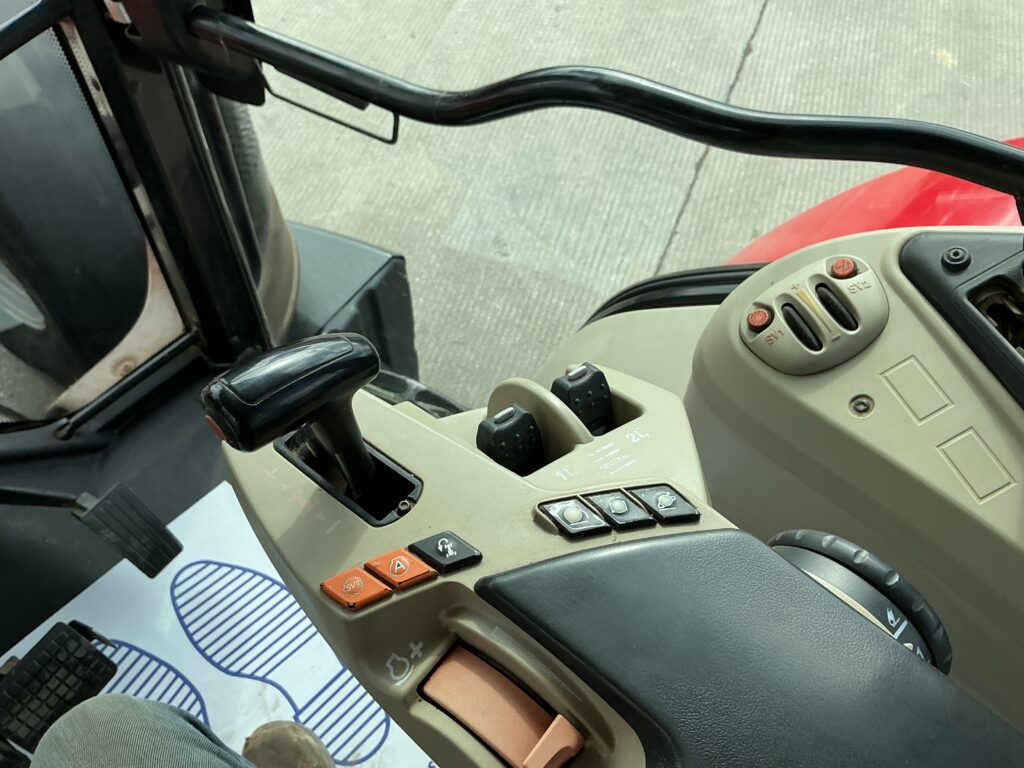 Massey Ferguson 7618 Dyna6 Tractor (ST26095)