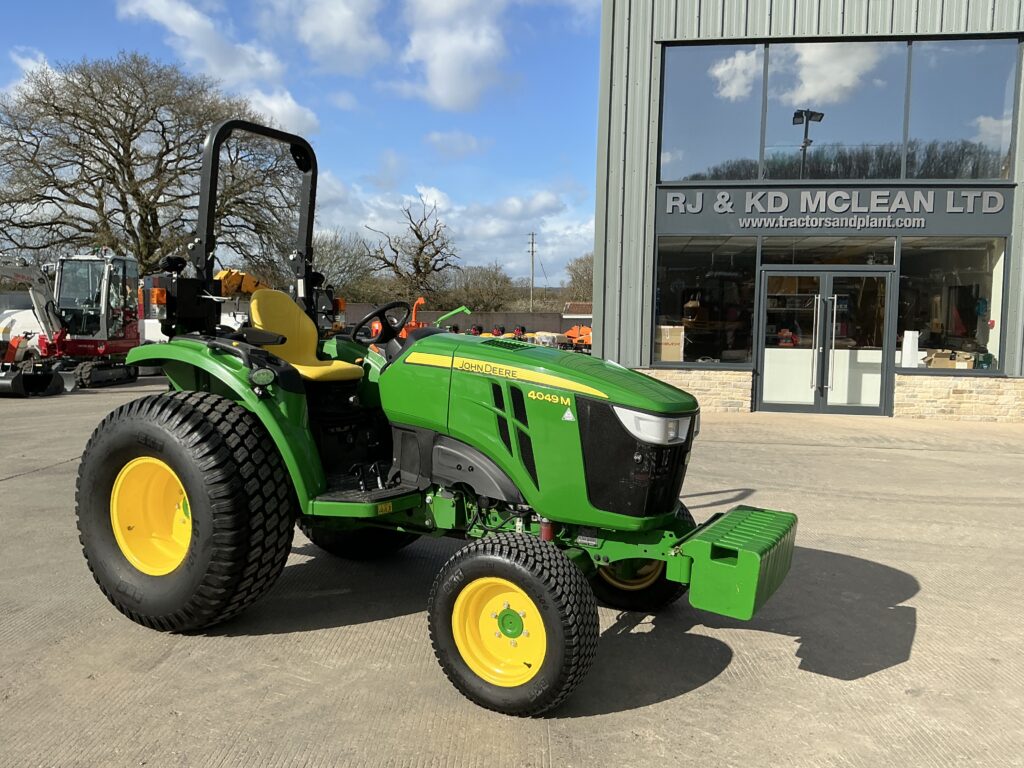 John Deere 4049M Tractor (ST26251)
