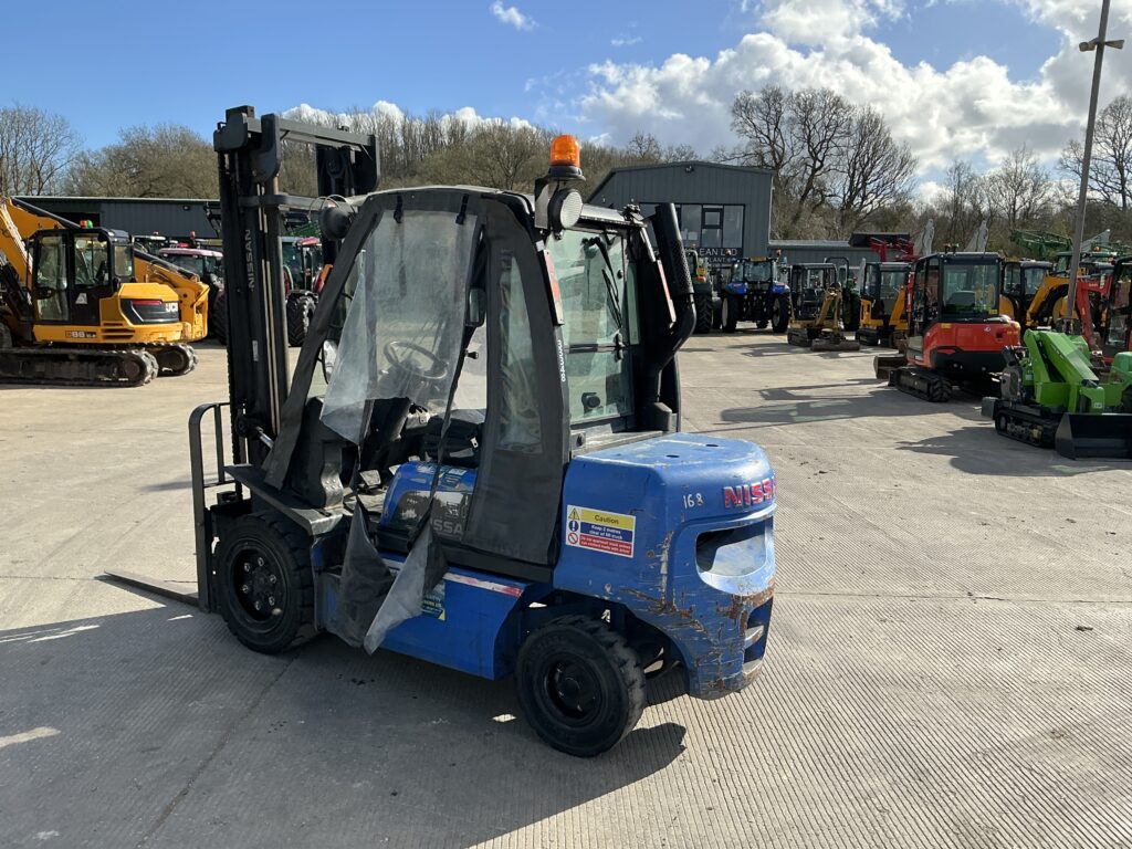 Nissan 30 Forklift (ST26280)