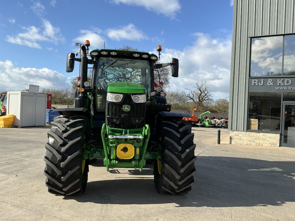 John Deere 6215R Premium Edition Tractor (ST26204)