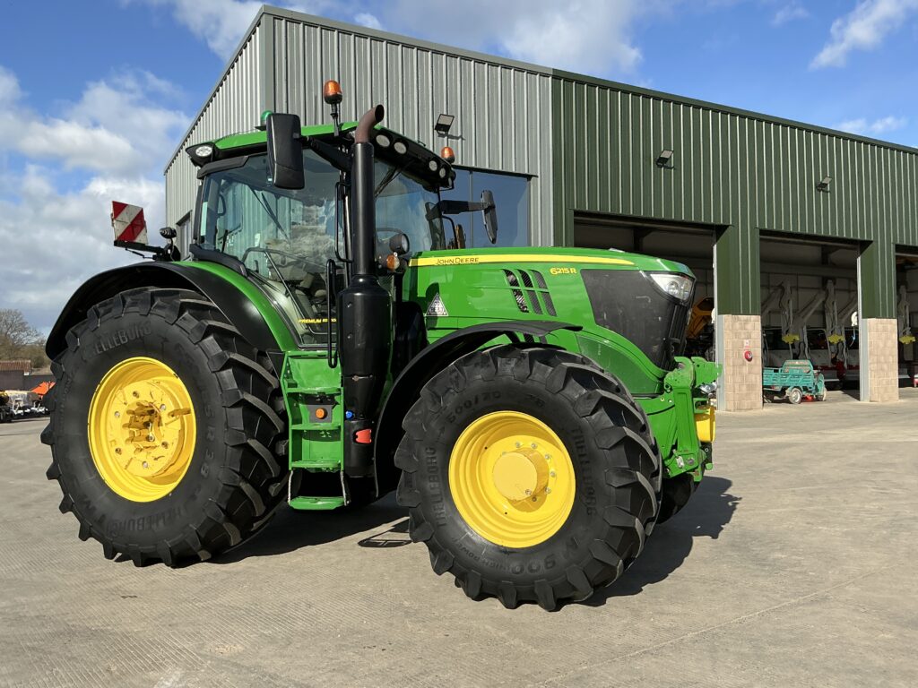 John Deere 6215R Premium Edition Tractor (ST26204)