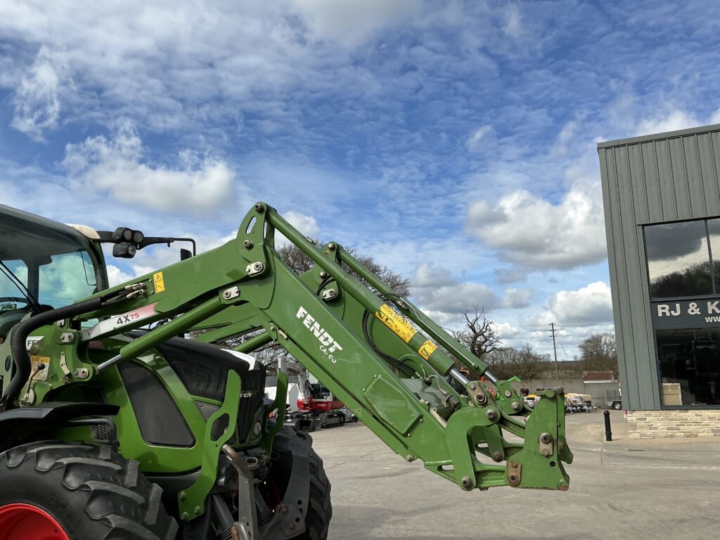 Fendt 516 Power Tractor (ST26071)