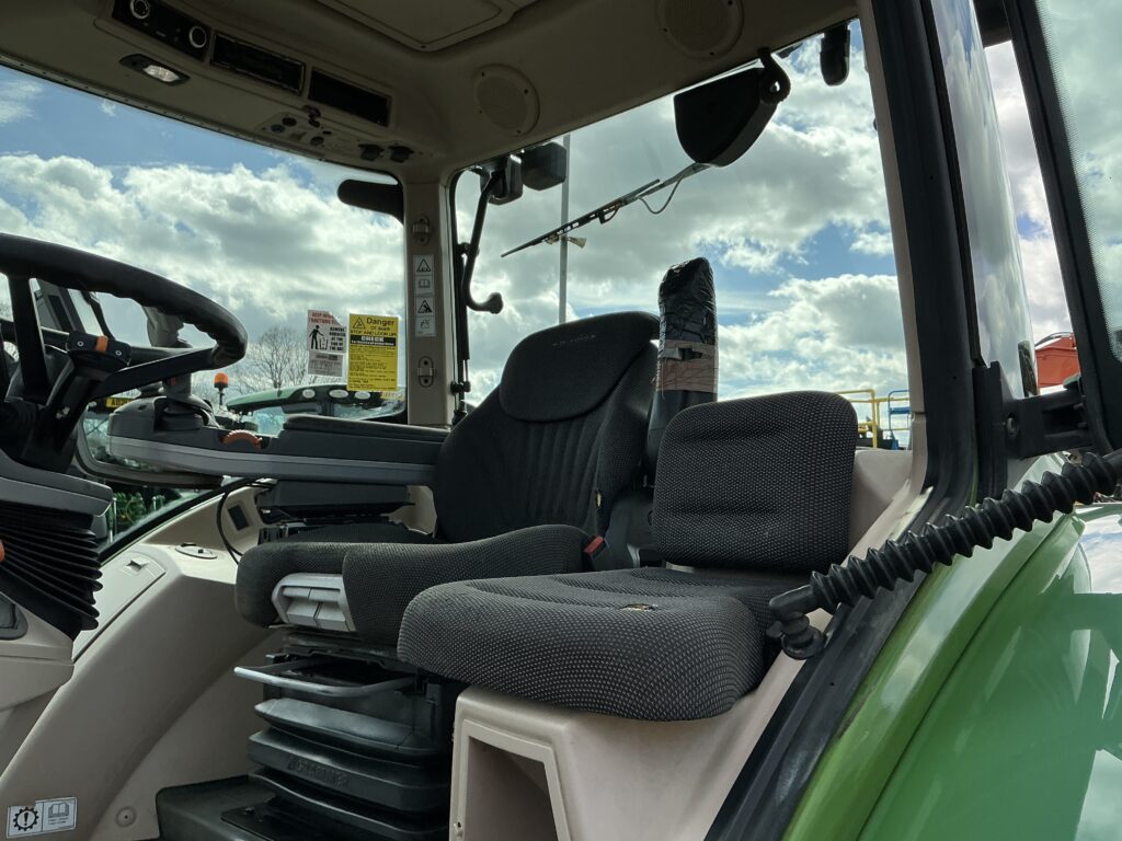 Fendt 516 Power Tractor (ST26071)