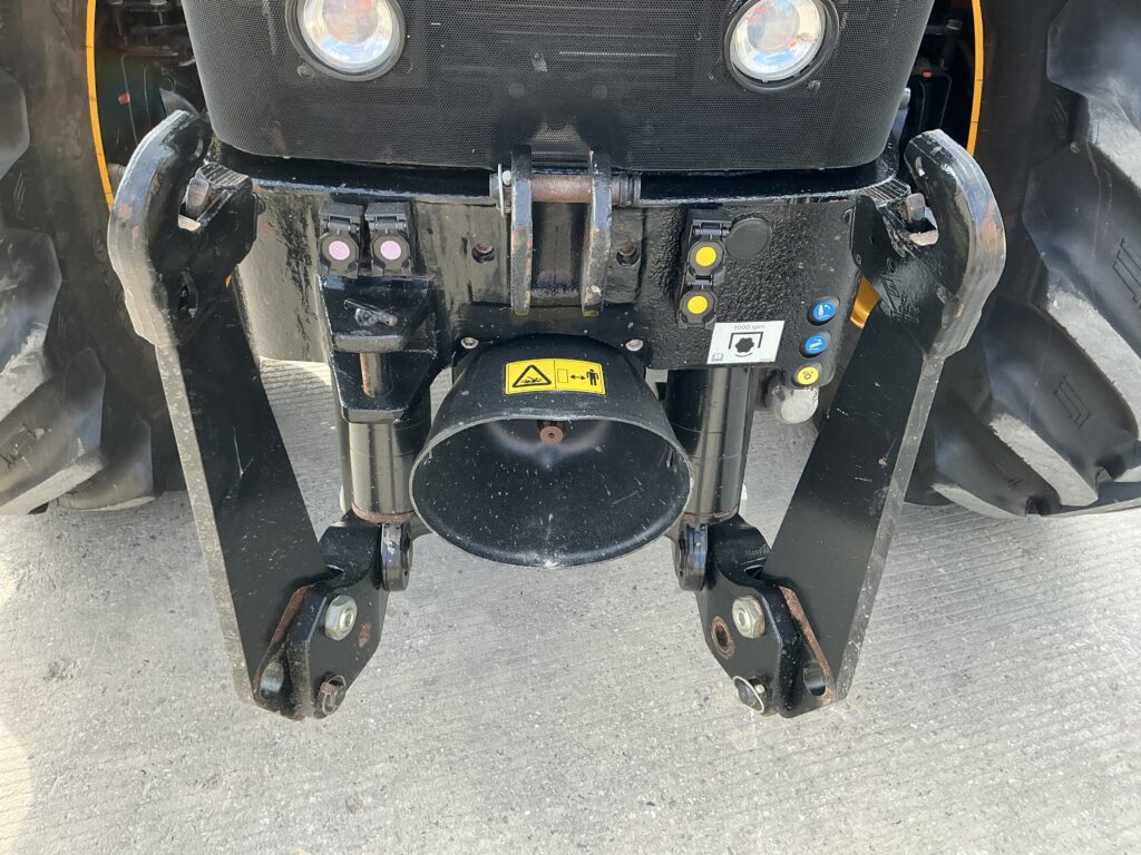 JCB 4220 Icon Fastrac Tractor (ST26217)