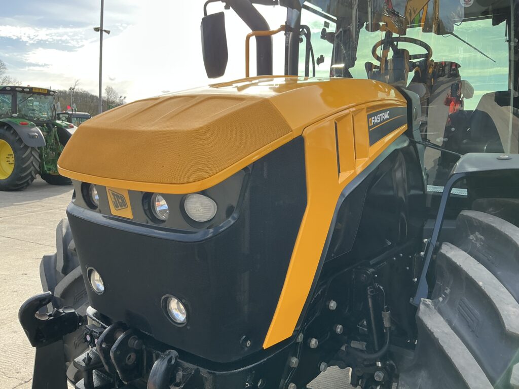 JCB 4220 Icon Fastrac Tractor (ST26217)