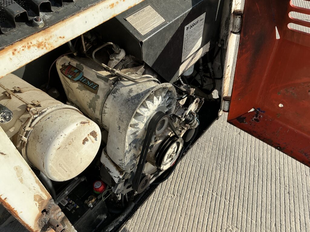 Bobcat 643 Wheeled  Skid Steer Loader (ST26298)