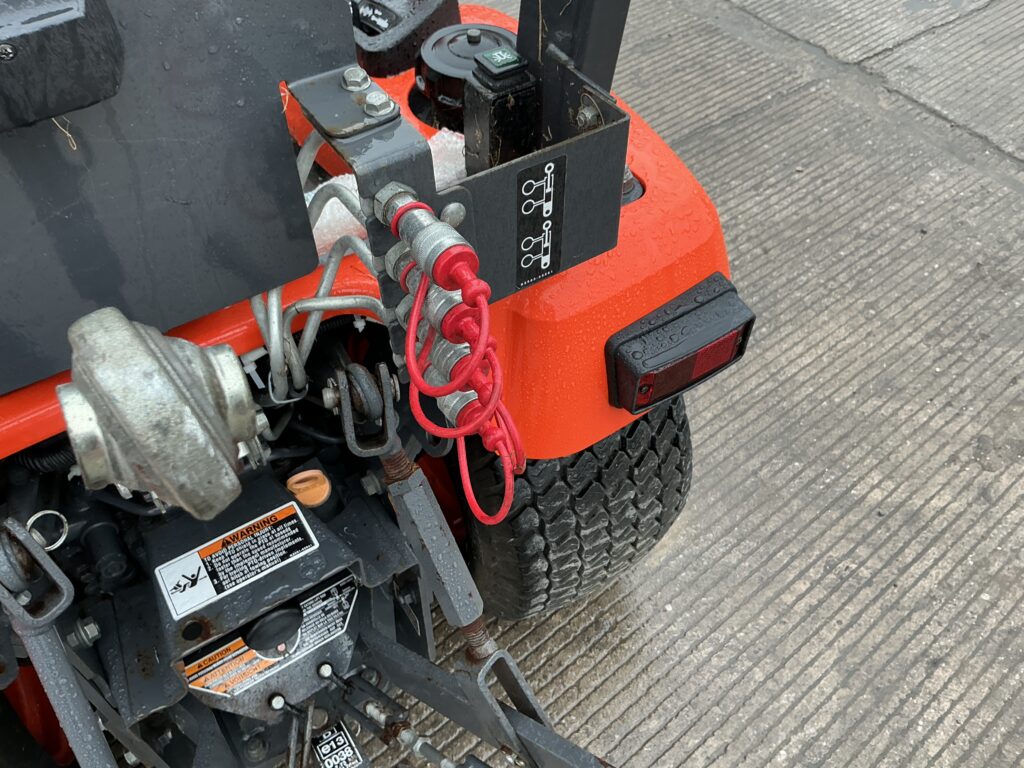 Kubota BX2350 Ride on (ST25828)