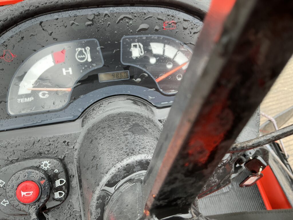 Kubota BX2350 Ride on (ST25828)