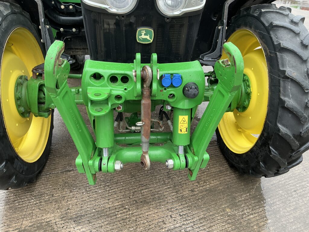 John Deere 6090M Tractor (ST26116)