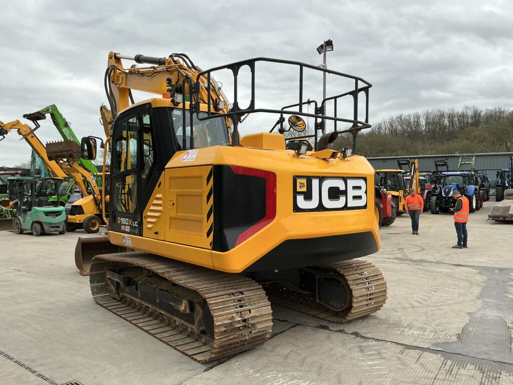 JCB 150X LC Digger (ST26184)