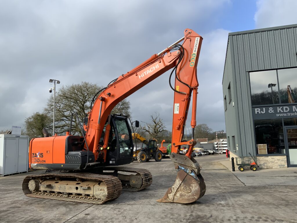 Hitachi ZAXIS 130LCN-5B Digger (ST25541)
