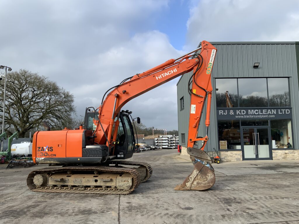 Hitachi ZAXIS 130LCN-5B Digger (ST25541)