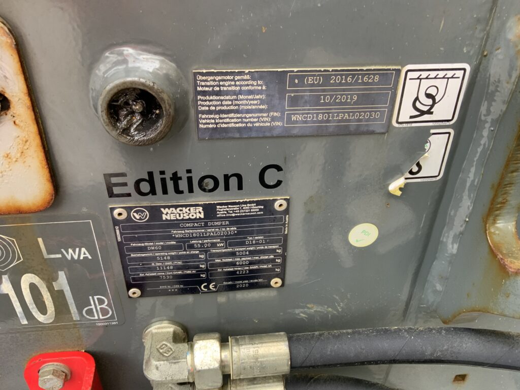 Wacker Neuson DW60 Swivel Tip Dumper (ST25984)