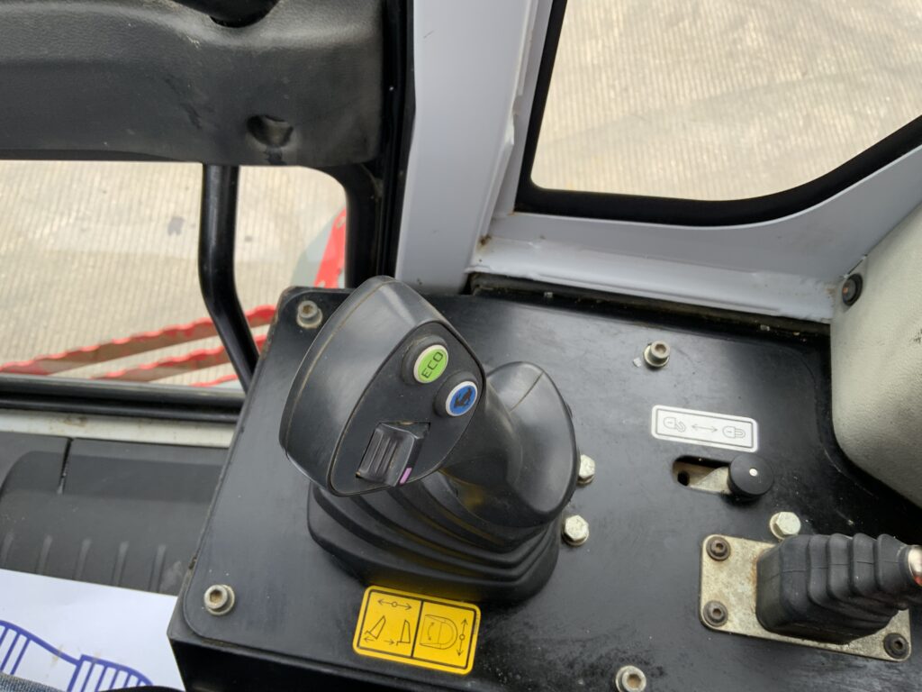 Wacker Neuson DW60 Swivel Tip Dumper (ST25984)