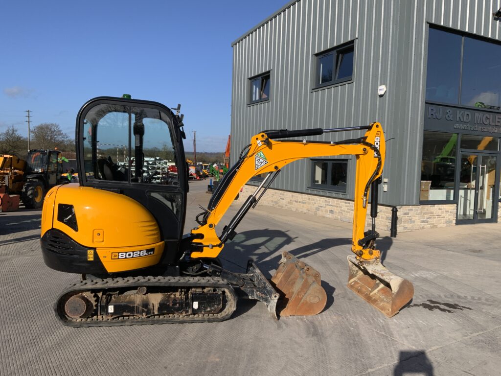 JCB 8026 CTS Digger (ST26041)