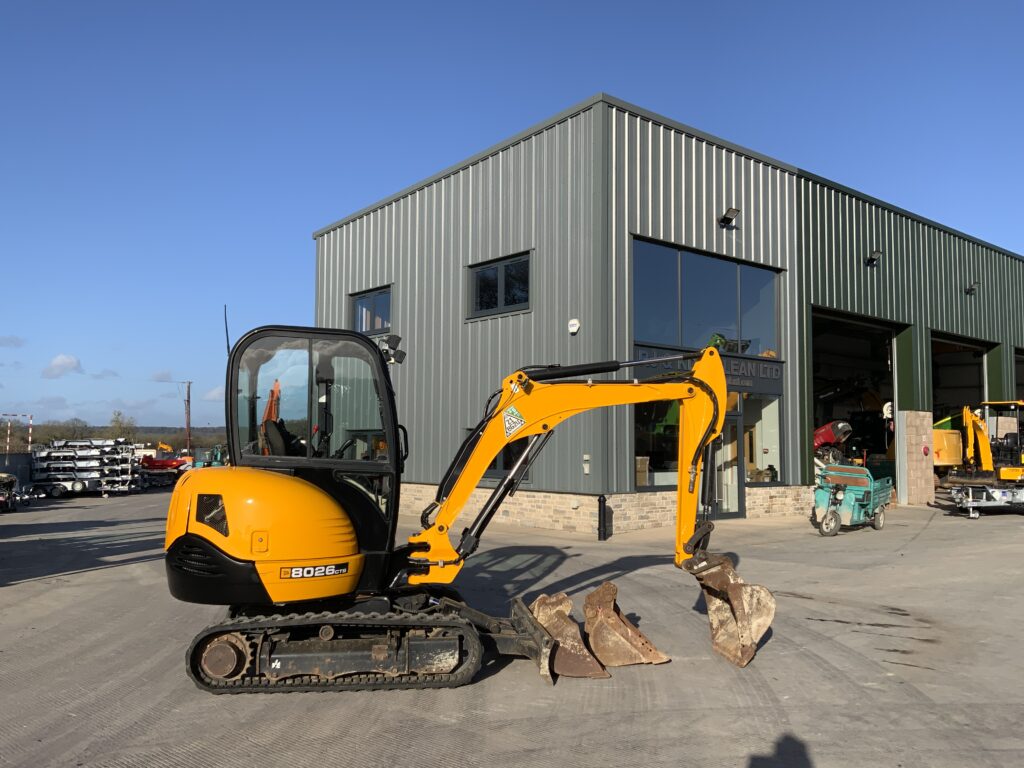 JCB 8026 CTS Digger (ST25985)