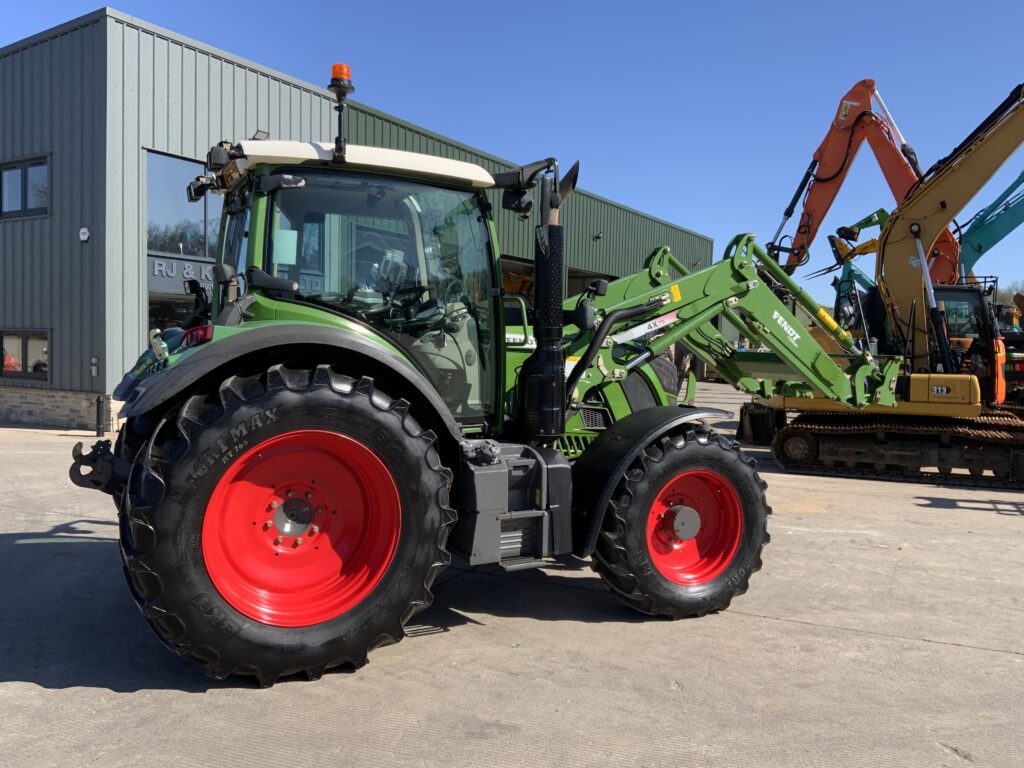 Fendt 516 Power Tractor (ST26070)