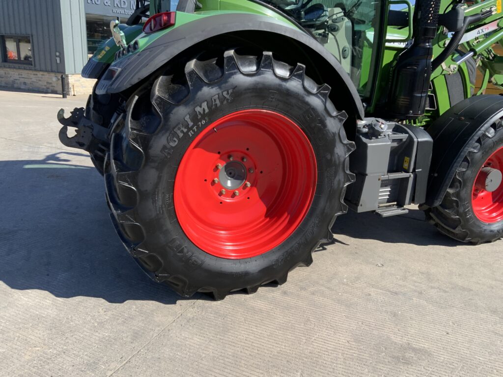 Fendt 516 Power Tractor (ST26070)