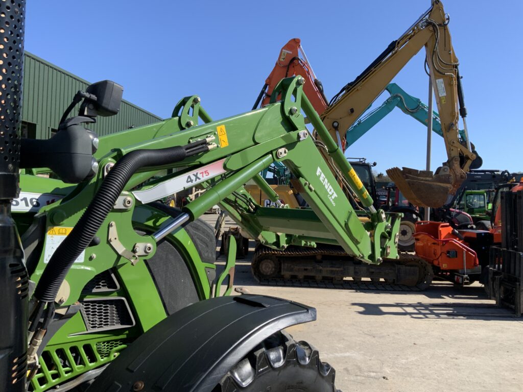Fendt 516 Power Tractor (ST26070)