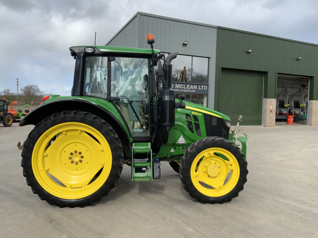 John Deere 6120M Tractor (ST26118)