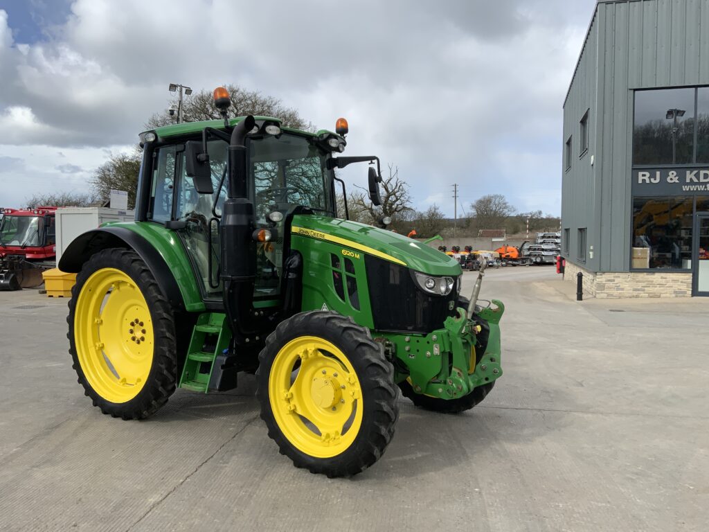 John Deere 6120M Tractor (ST26118)