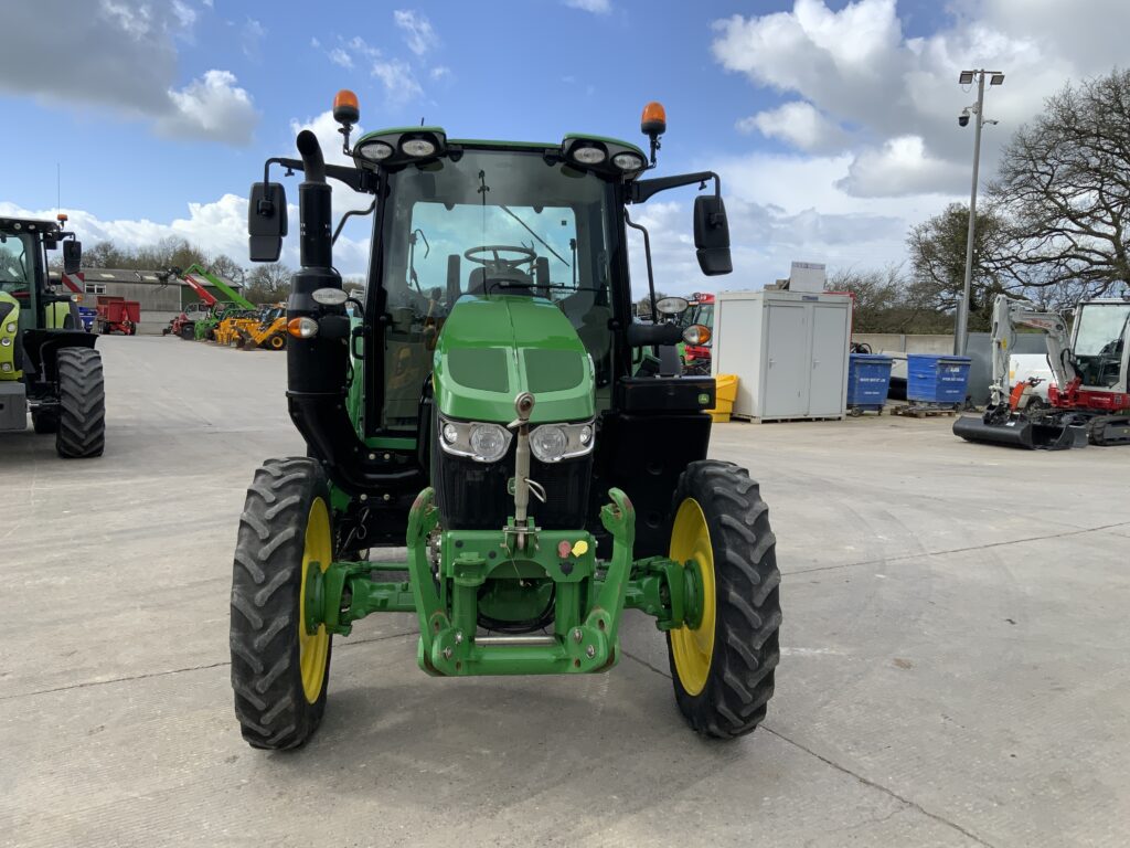 John Deere 6120M Tractor (ST26118)
