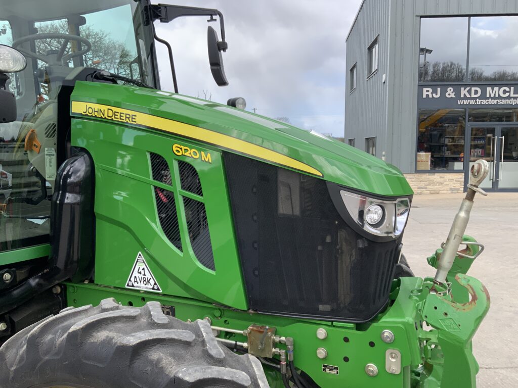 John Deere 6120M Tractor (ST26118)