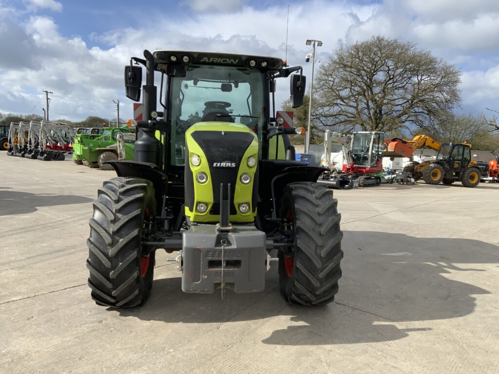Claas 650 Arion Tractor (ST26239)