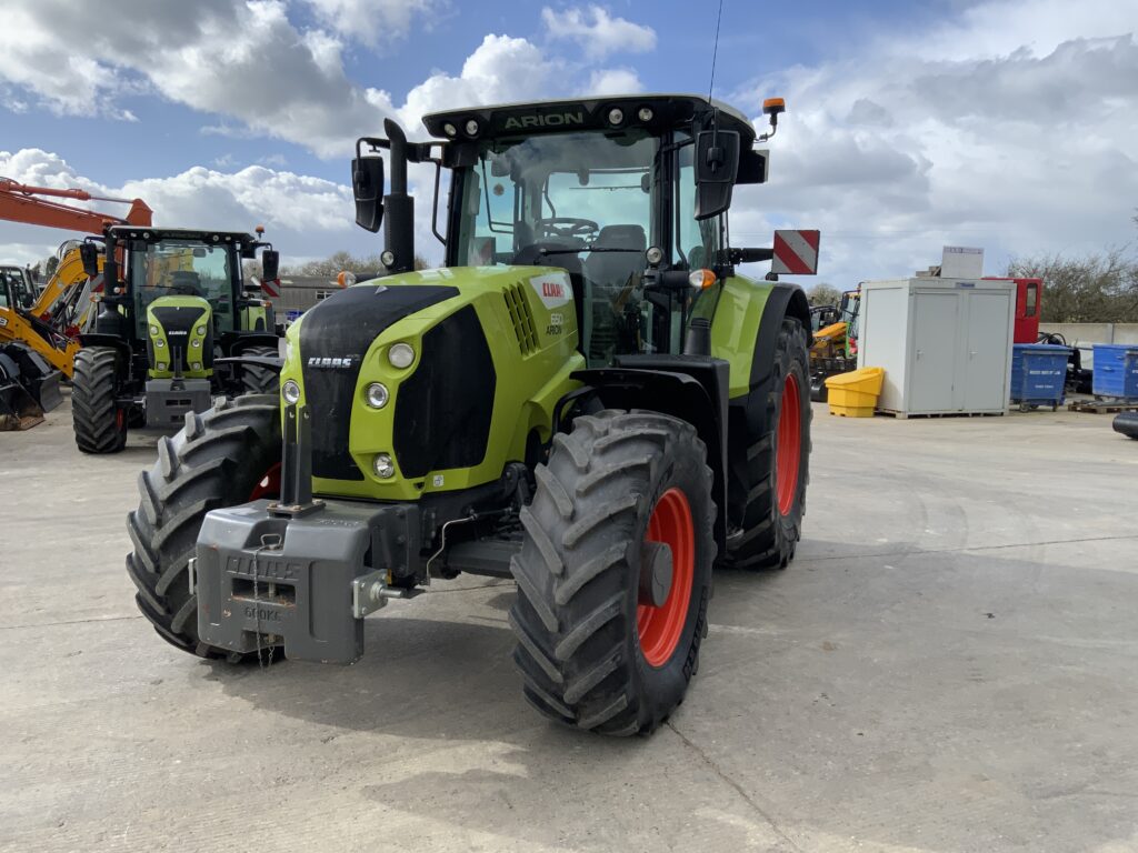 Claas 650 Arion Tractor (ST26239)