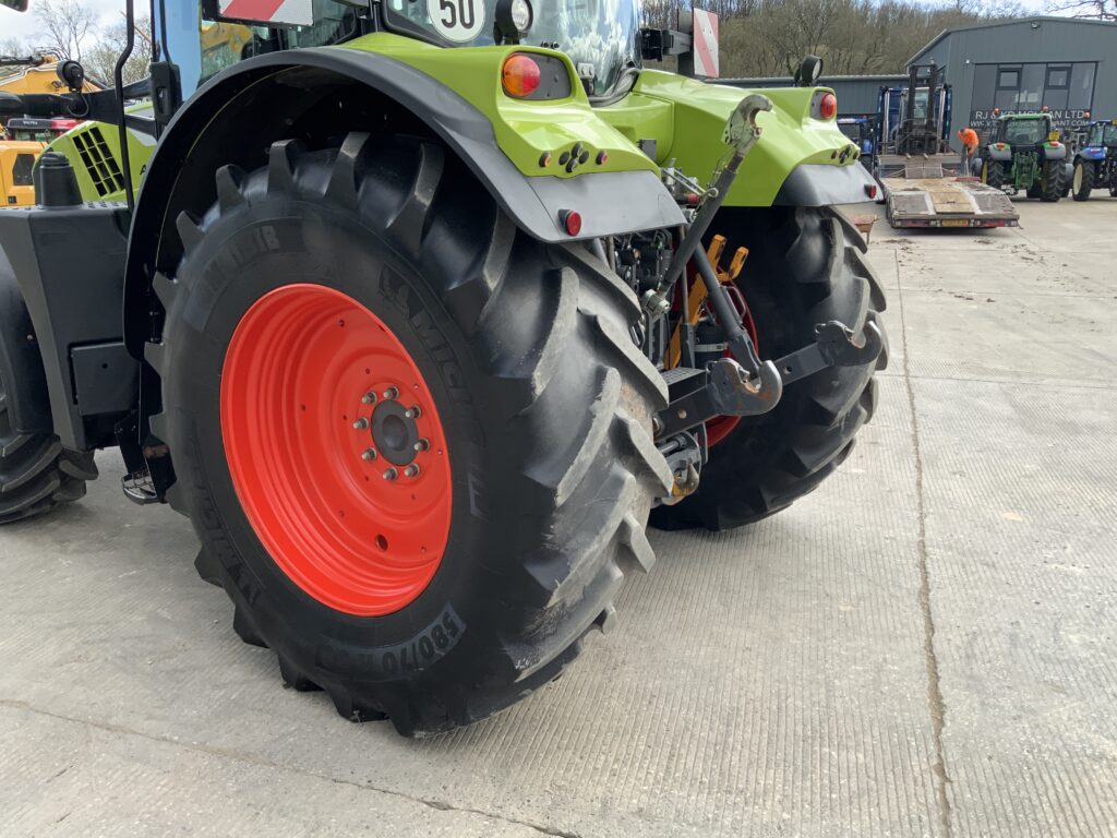 Claas 630 Arion Tractor (ST26240)
