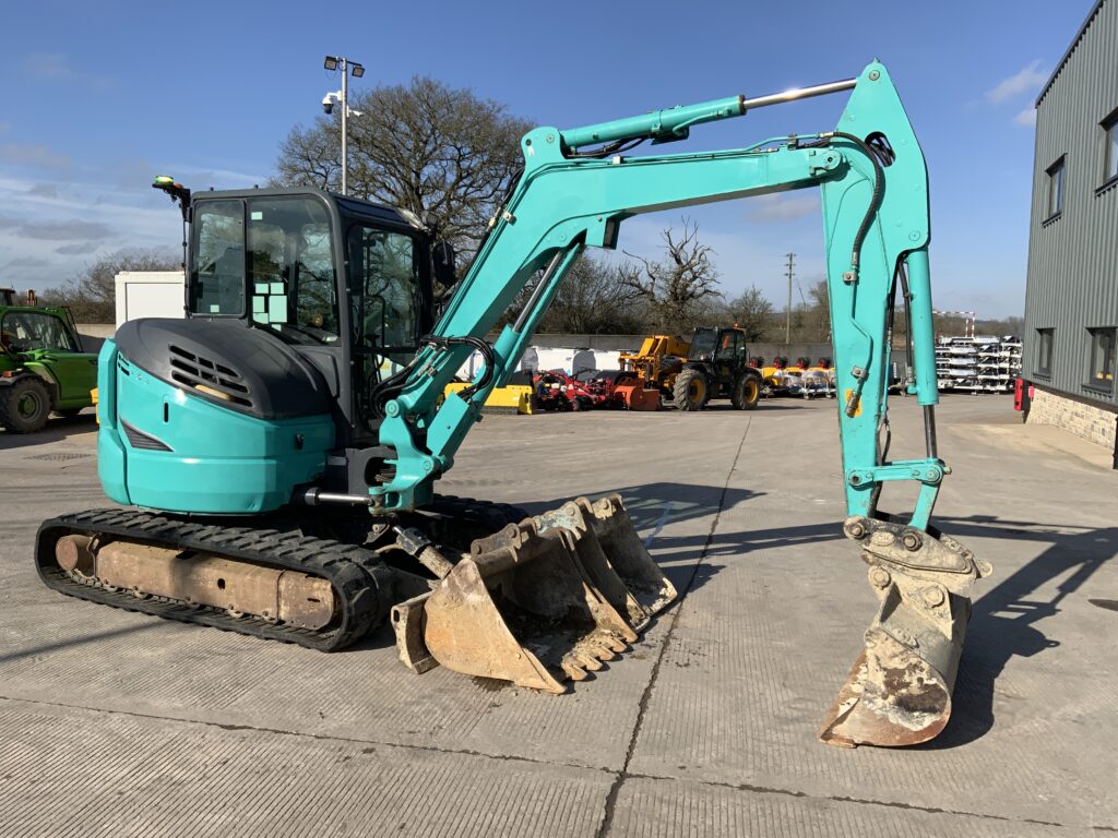 Kobelco SK45 Digger (ST25914)